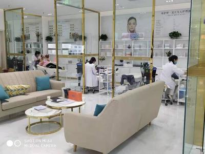 “晟氏研选”连锁成都锦华万达店火爆开业~